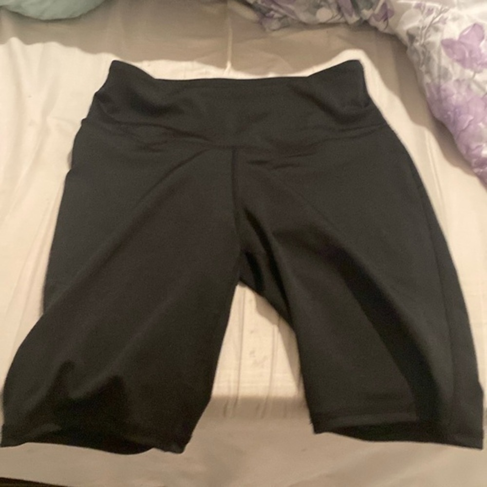 Daisy Fuentes Biker shorts